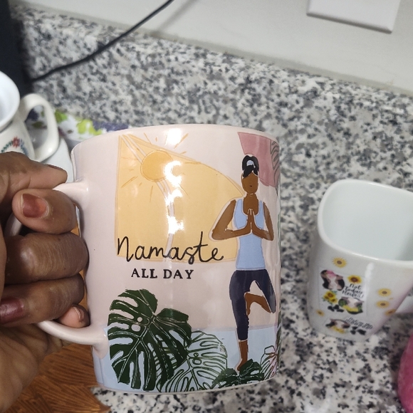 Colorful Assorted Mugs Set - Picture 2 of 6